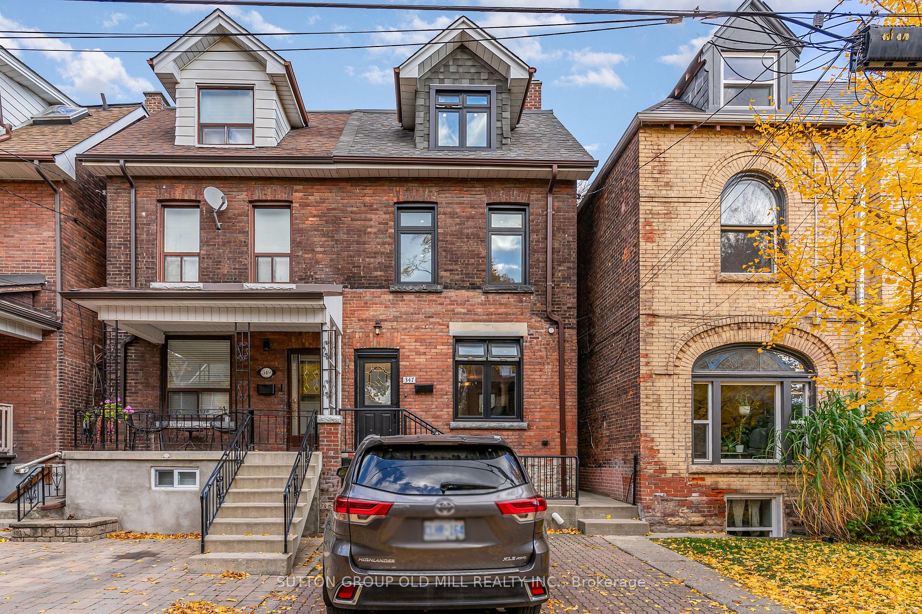 347 Gladstone Ave, Toronto, M6H 3H5