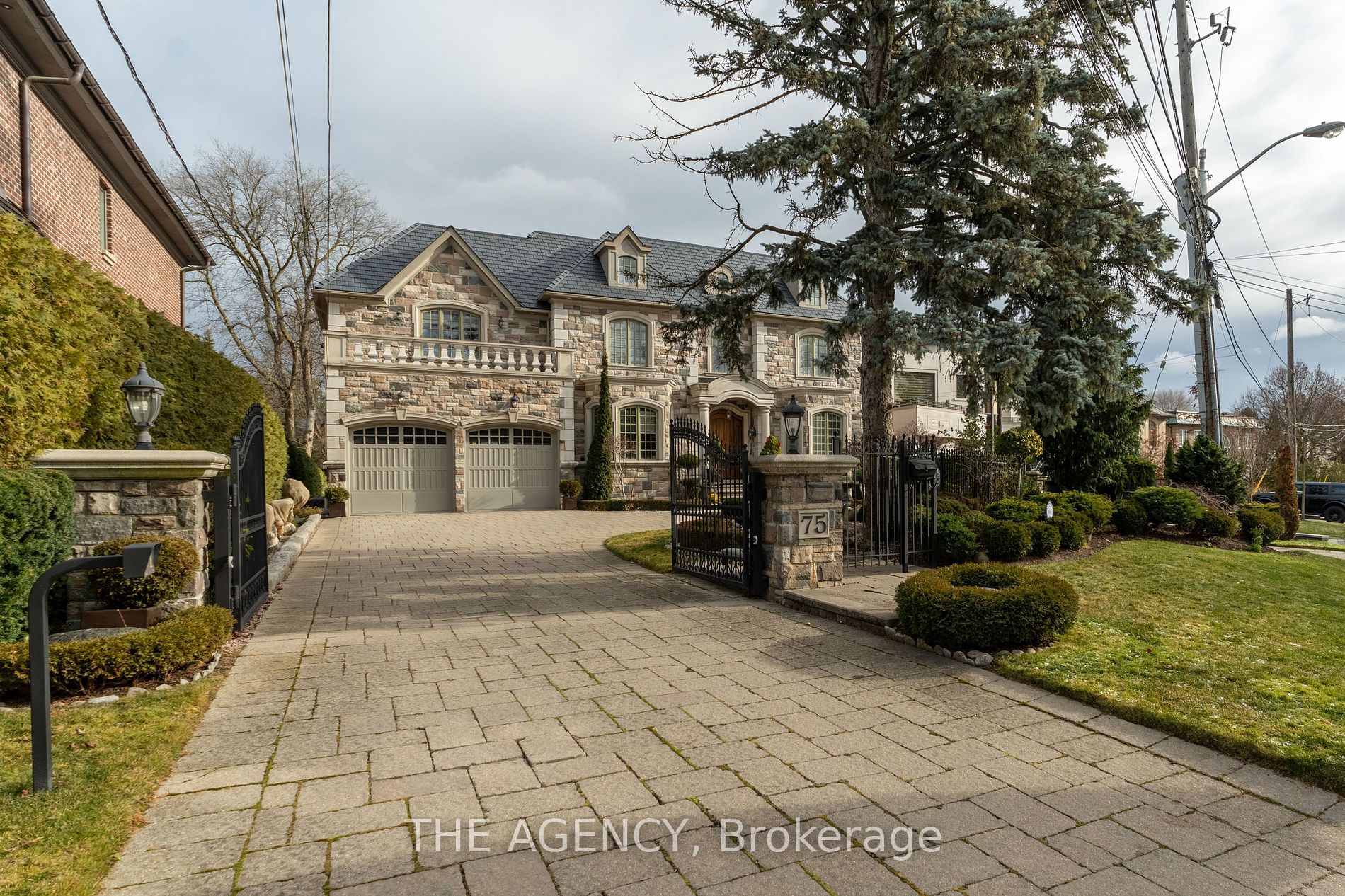 75 Arjay Cres, Toronto, M2L 1C6