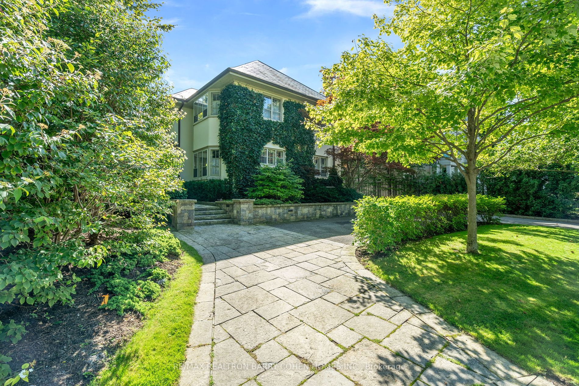 227 Lytton Blvd, Toronto, M4R 1L6