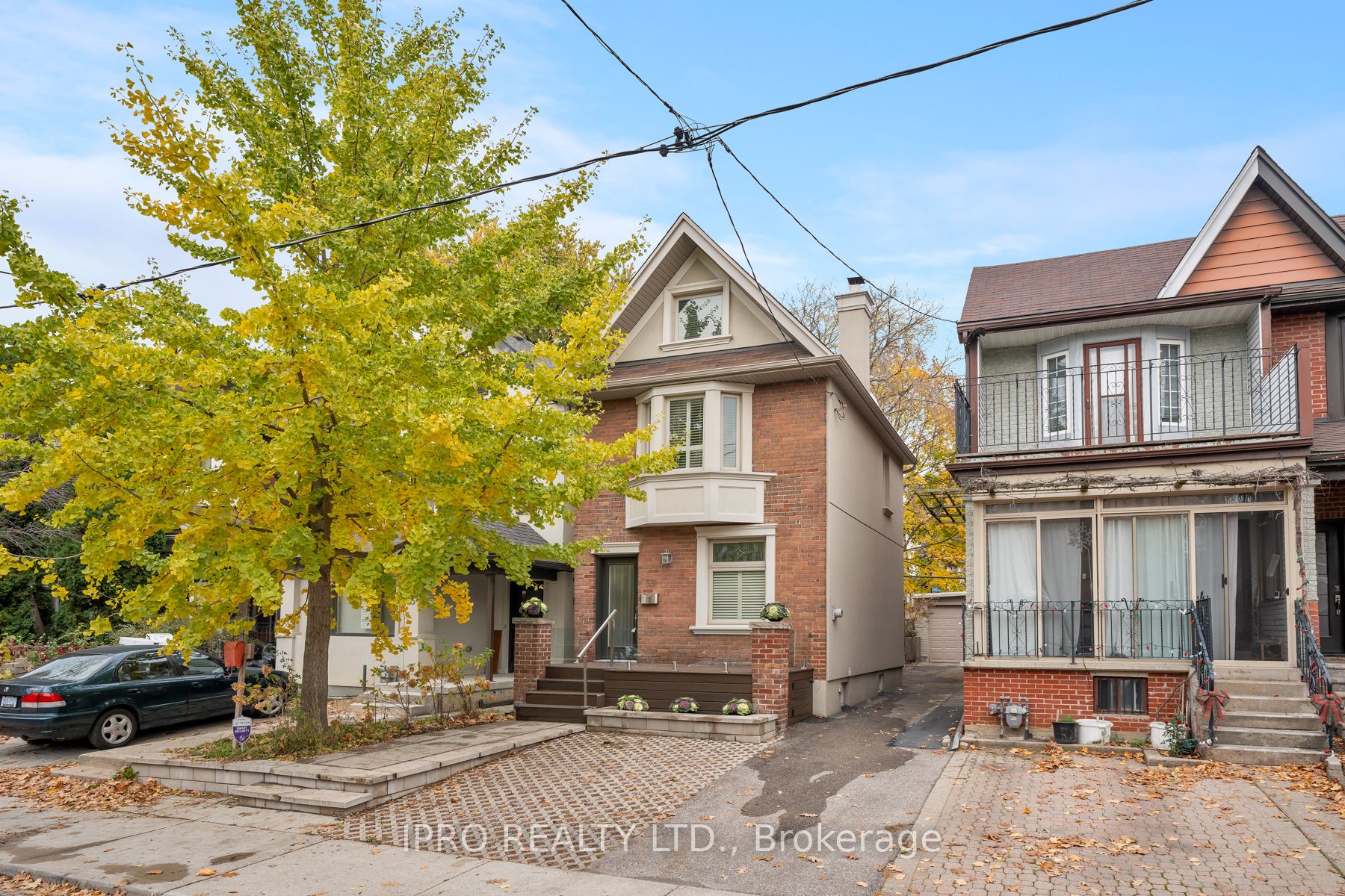 53 Ferrier Ave, Toronto, M4K 3H5